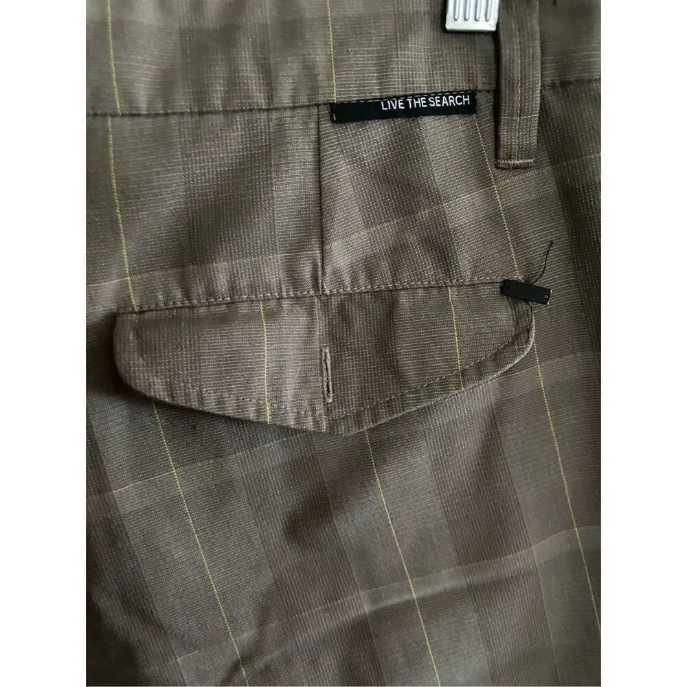 Rip curl men’s brown plaid, unhemmed edge, shorts, size 30